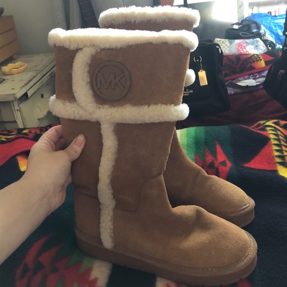 MICHAEL KORS Sheep Fur Lined Boots - Picture 1 of 6